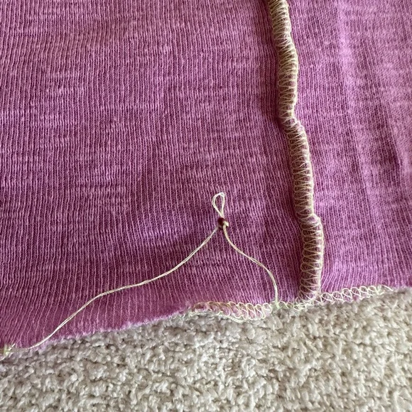 bdg ★ purple stretch fitted short sleeve contrast stitch crop top - Picture 6 of 7